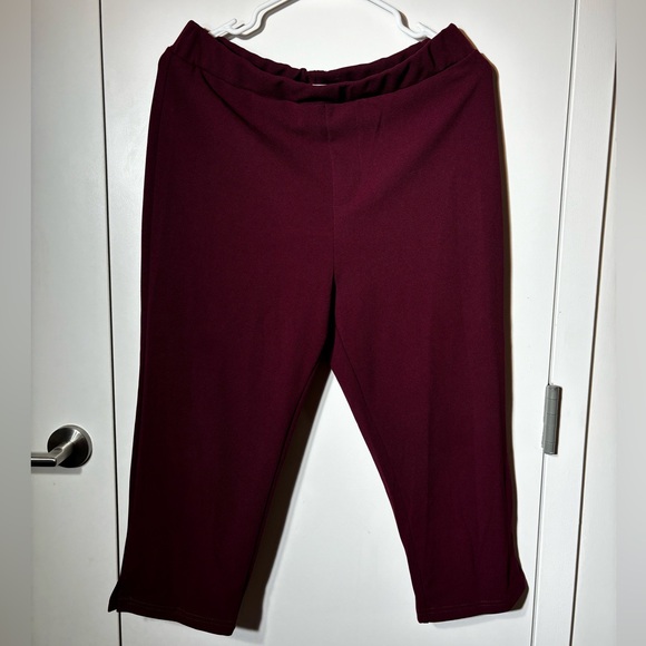 Two piece I love but it was a bit too snug - Picture 3 of 4